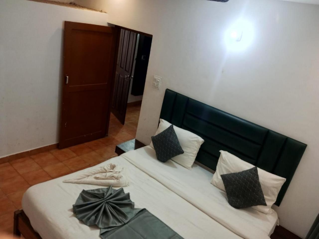 Ritchita Beach Way Calangute Exterior foto