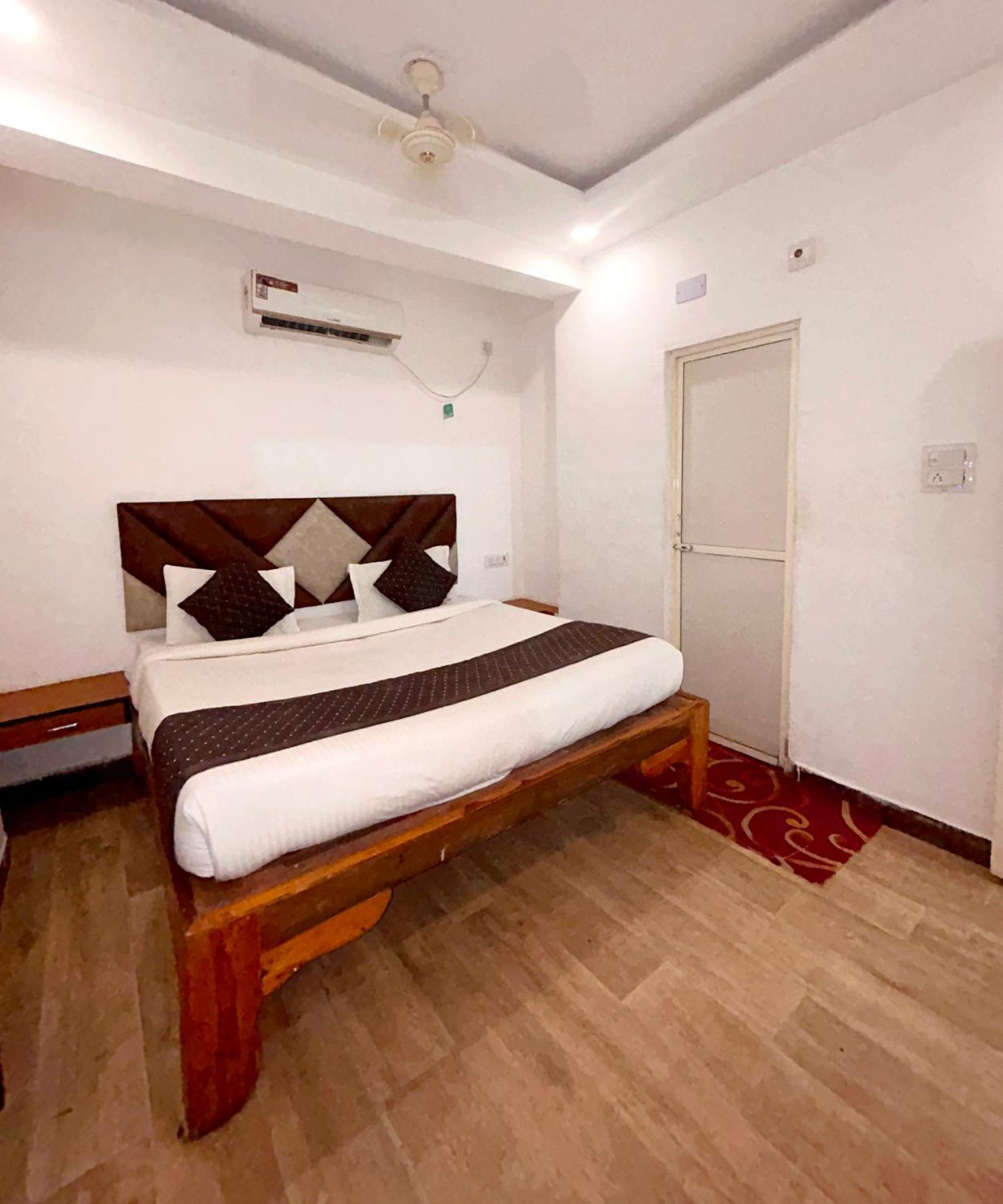 Ritchita Beach Way Calangute Exterior foto